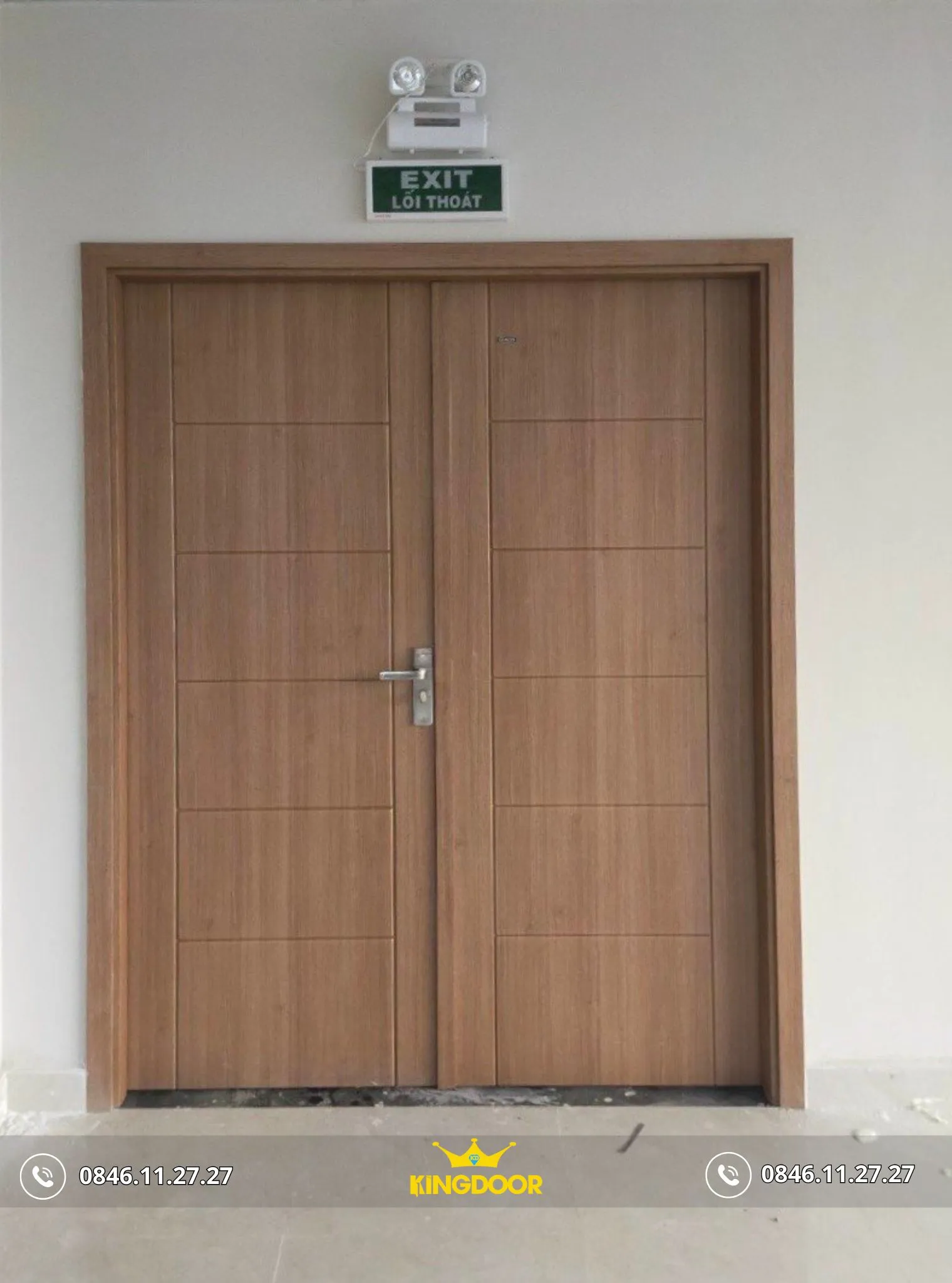 cua-nhua-abs-han-quoc-tai-duc-hoa-long-an