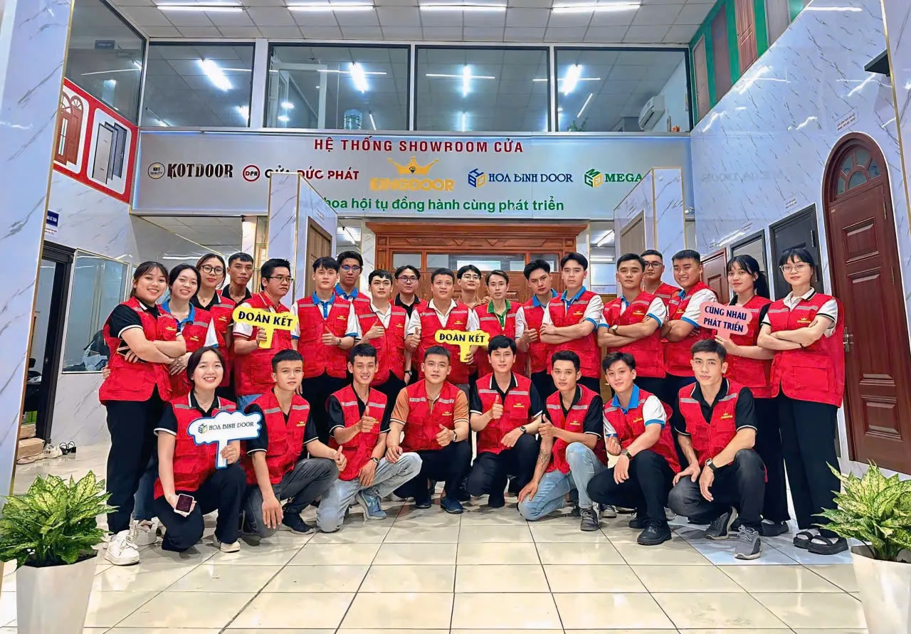 Giá cửa nhựa mới nhất hiện nay