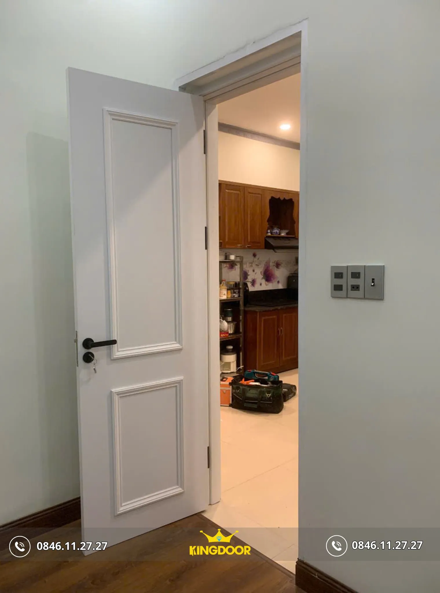 cua-nhua-abs-han-quoc-tai-phuong-ben-nghe