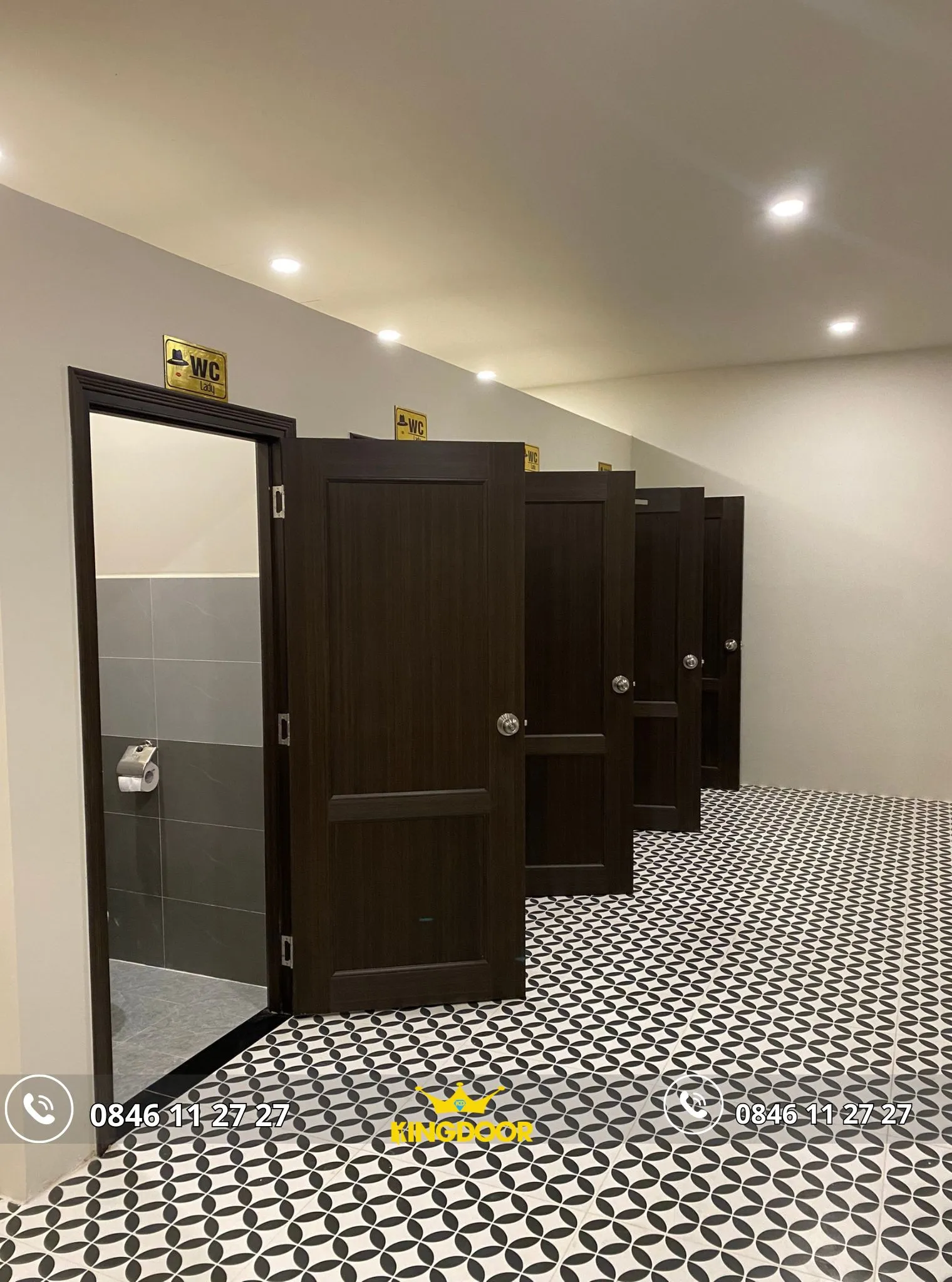 Cửa nhựa đài loan cho nhà vệ sinh