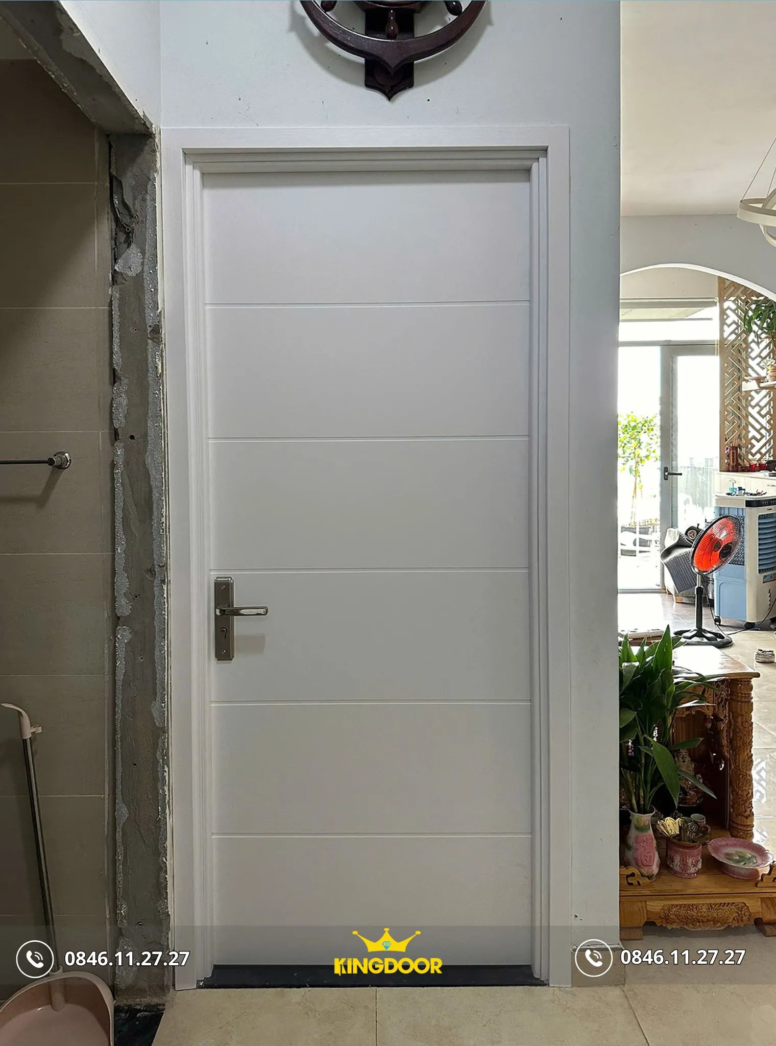 cua-nhua-composite-tai-phuong-sai-gon