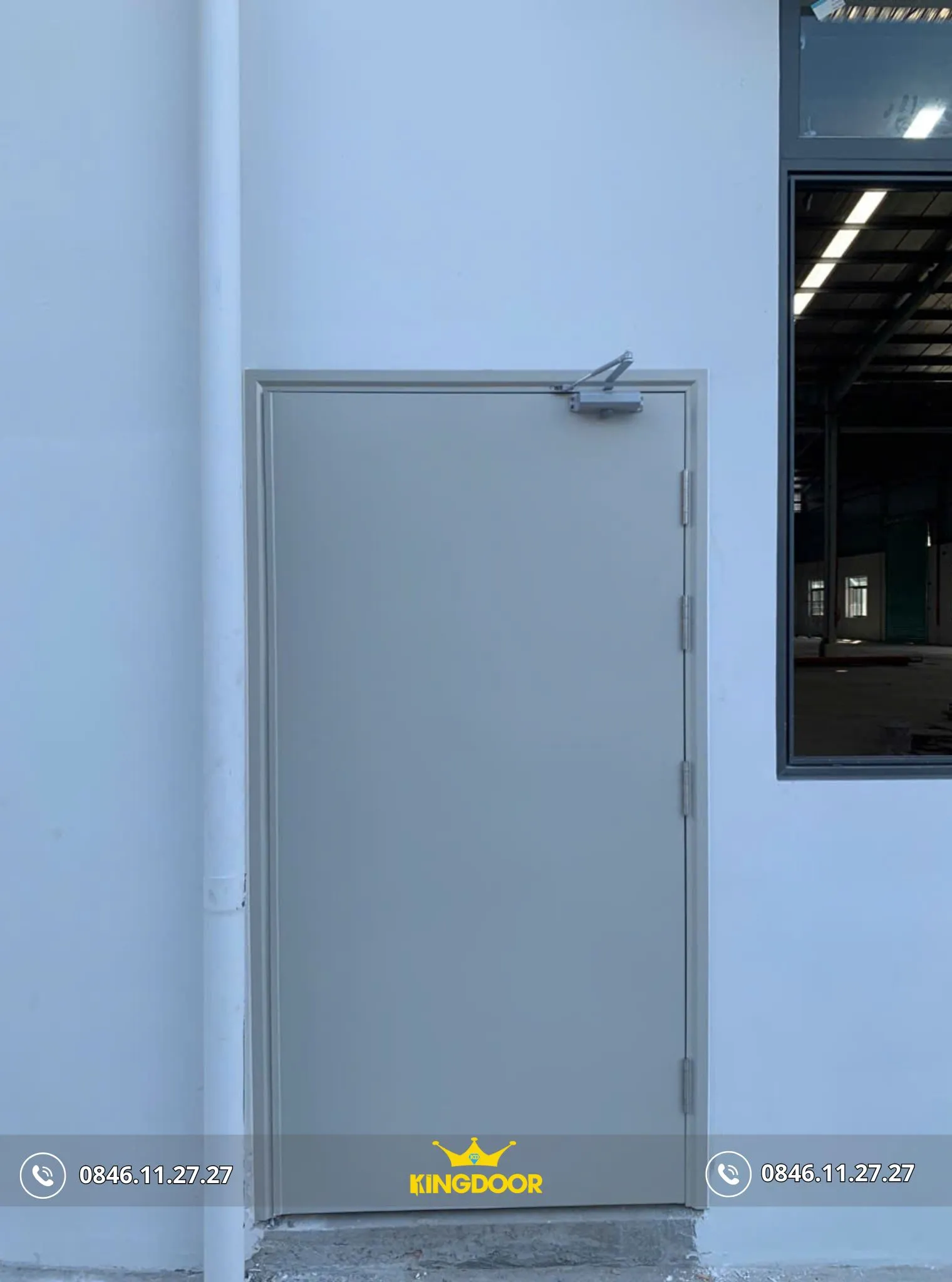 Cua-thep-chong-chay-tai-hiep-binh