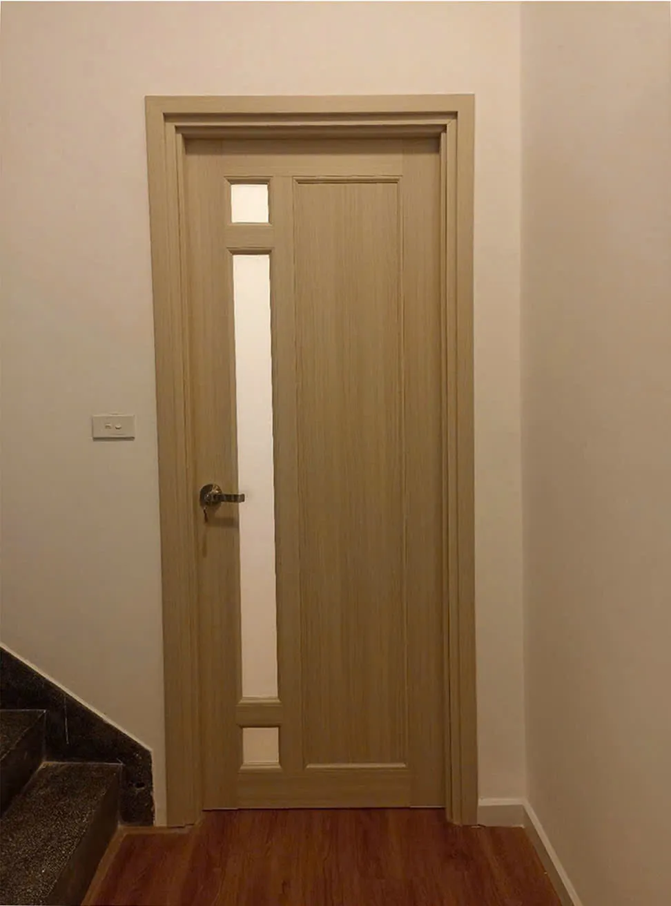 cua-nhua-dai-loan-tai-phuong-sai-gon