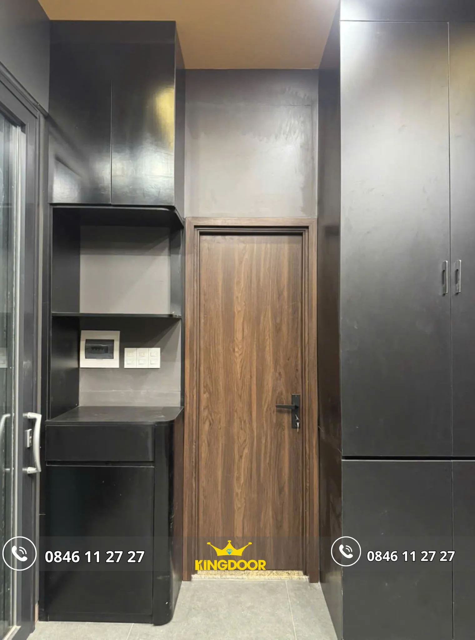 cua-nhua-composite-tai-phuong-xuan-hoa