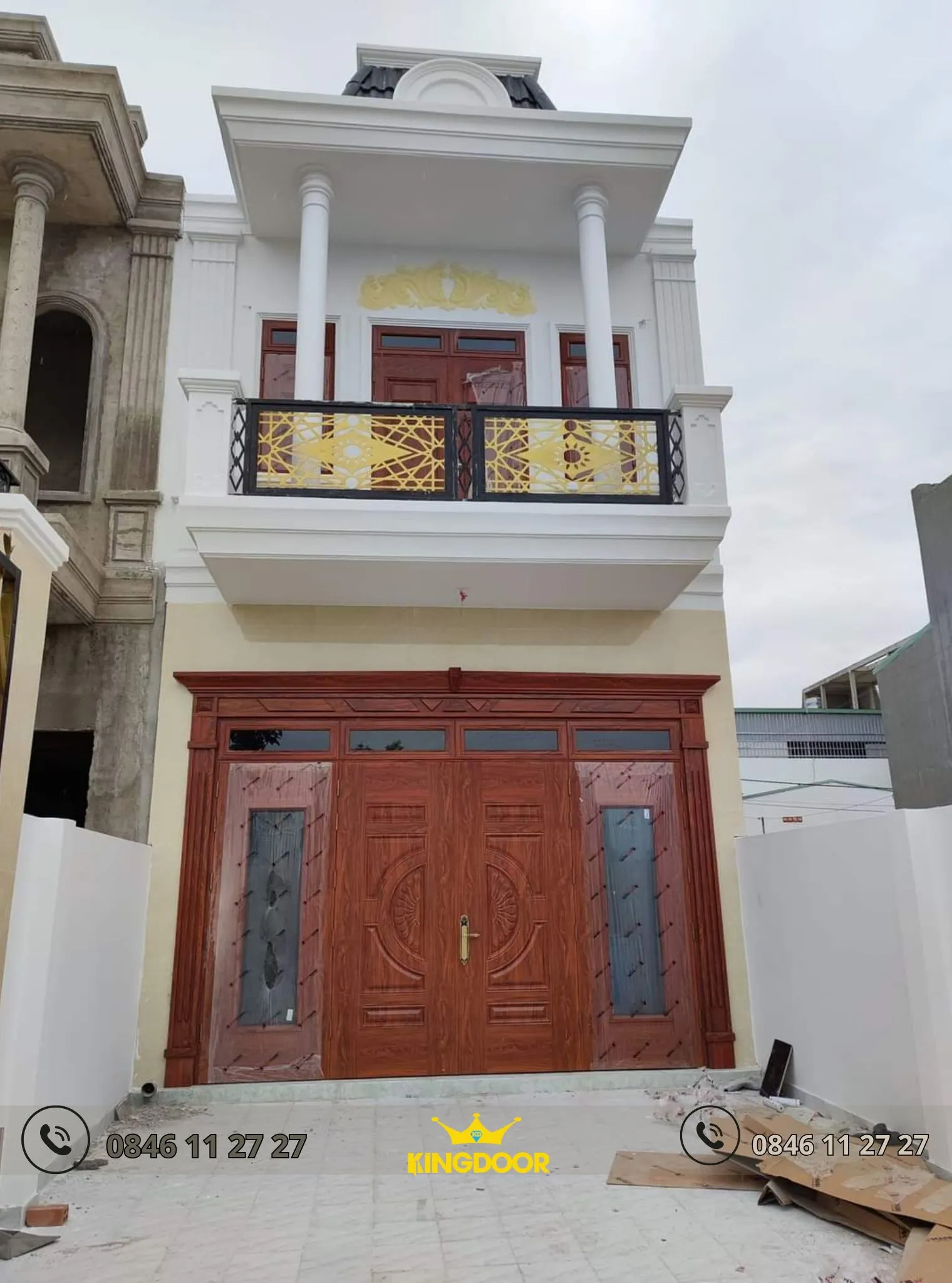 Cua-thep-van-go-tai-chau-duc-tphcm