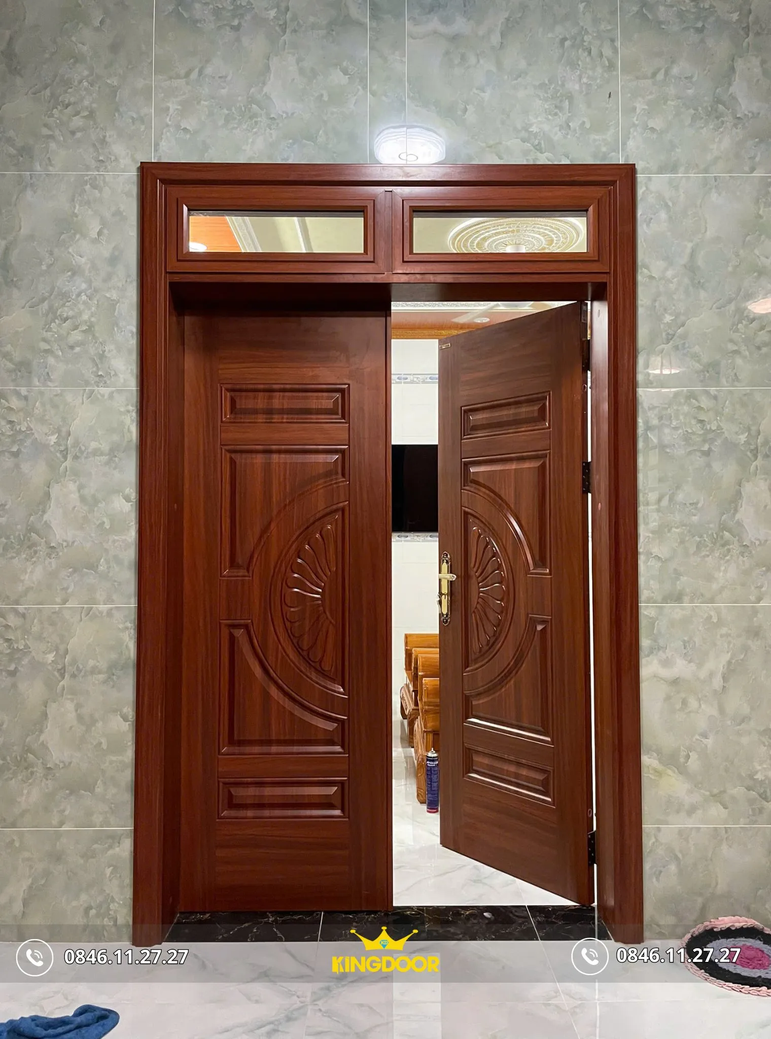 cua-thep-van-go-tai-ban-co-tphcm