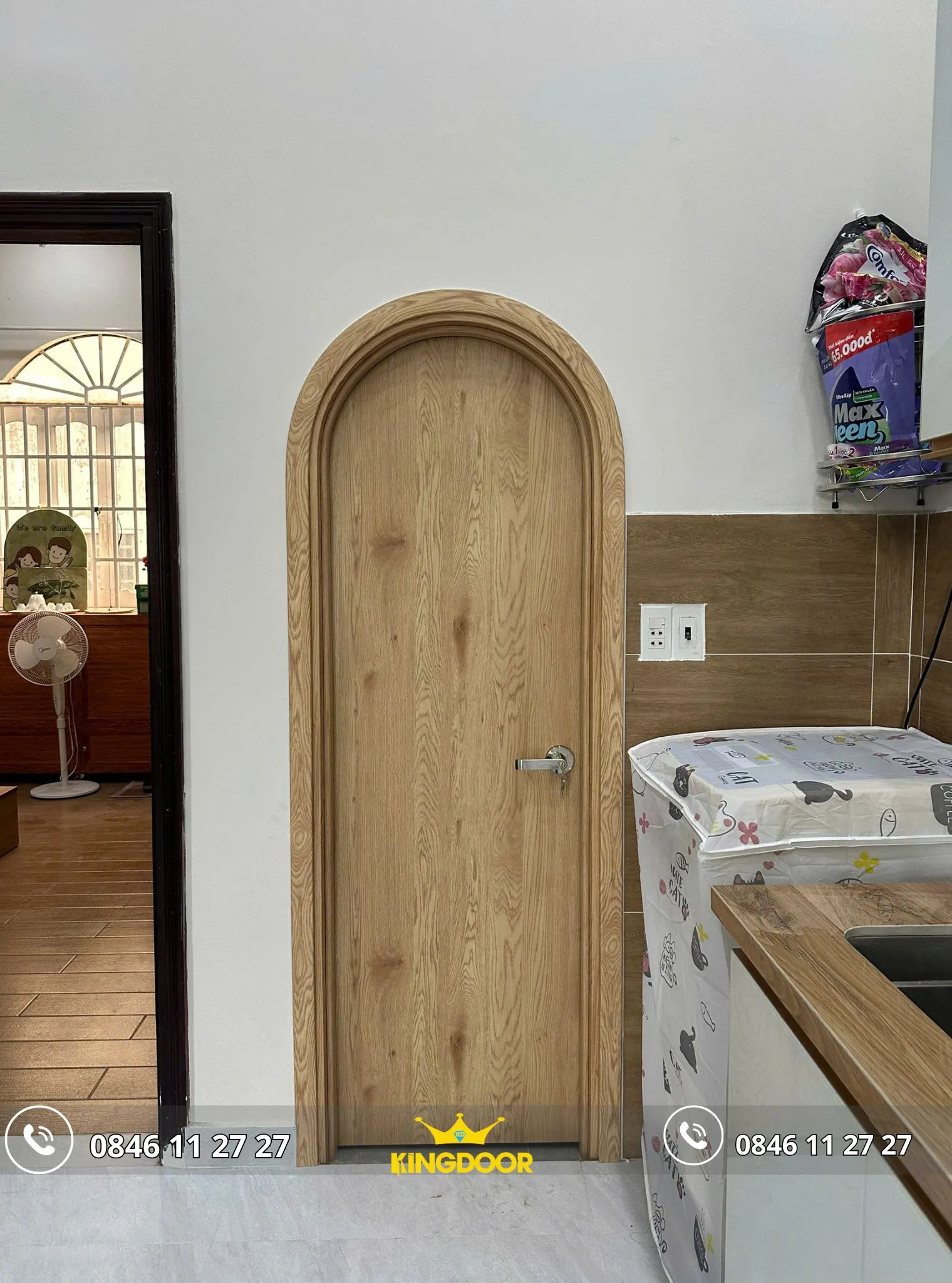 cua-nhua-composite-tai-phuong-xuan-hoa