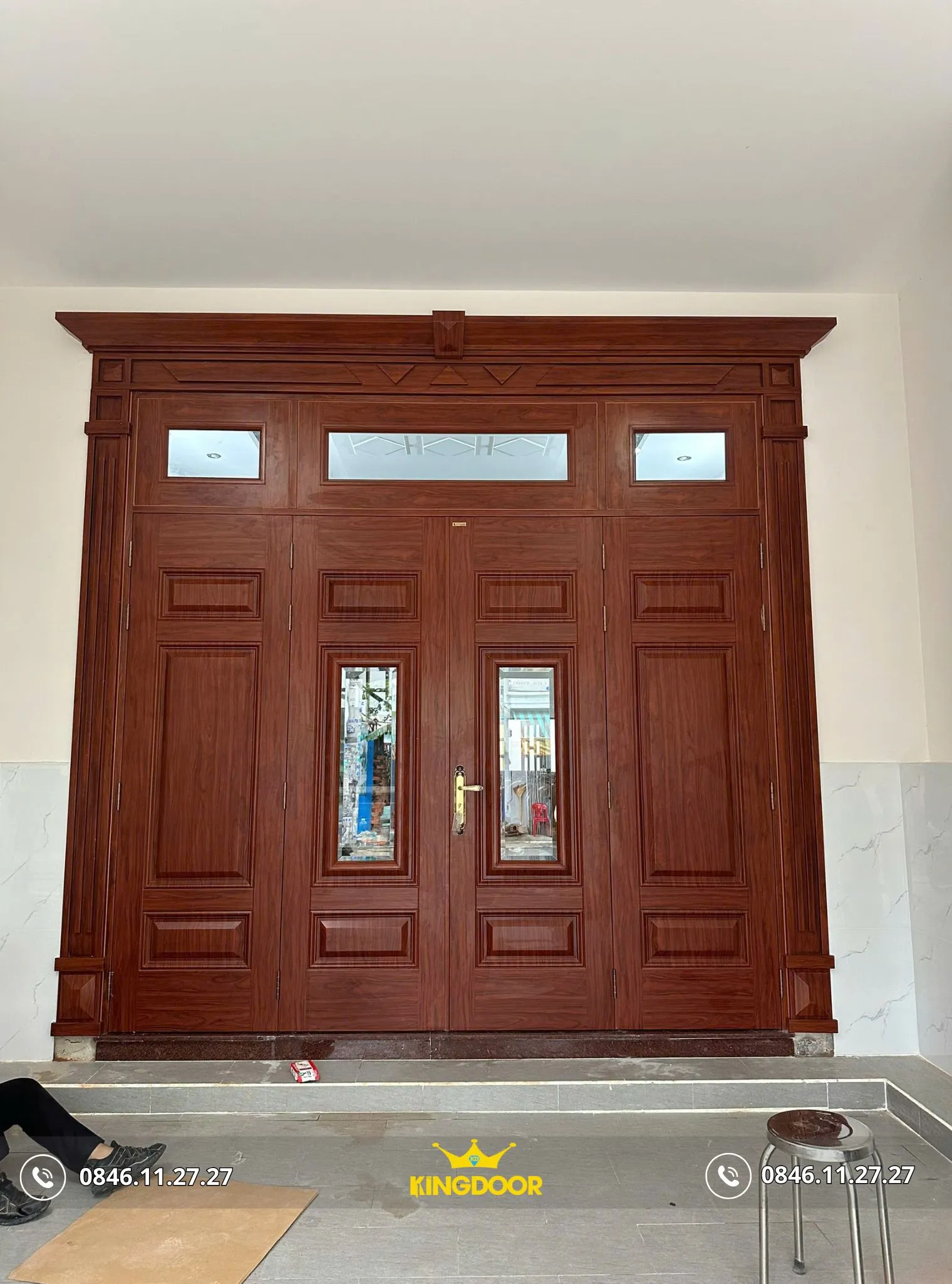 cua-thep-van-go-tai-ban-co-tphcm