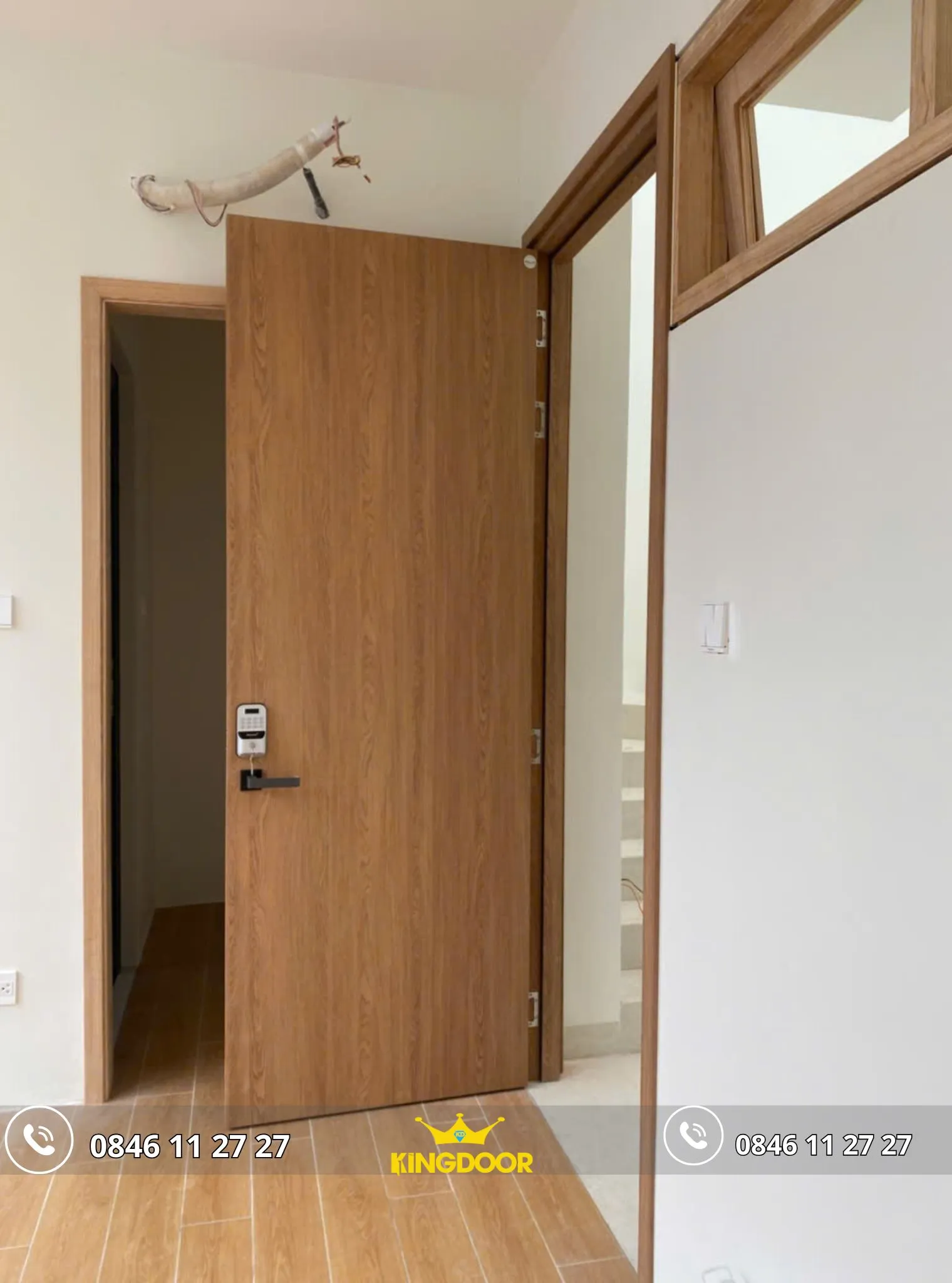 cua-nhua-composite-tai-phuong-xuan-hoa