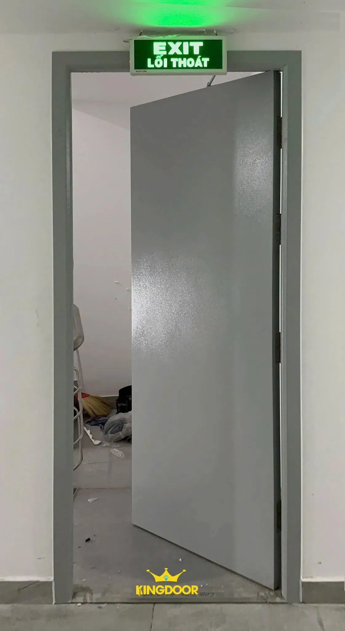 cua-thep-chong-chay-tai-phuong-xuan-hoa