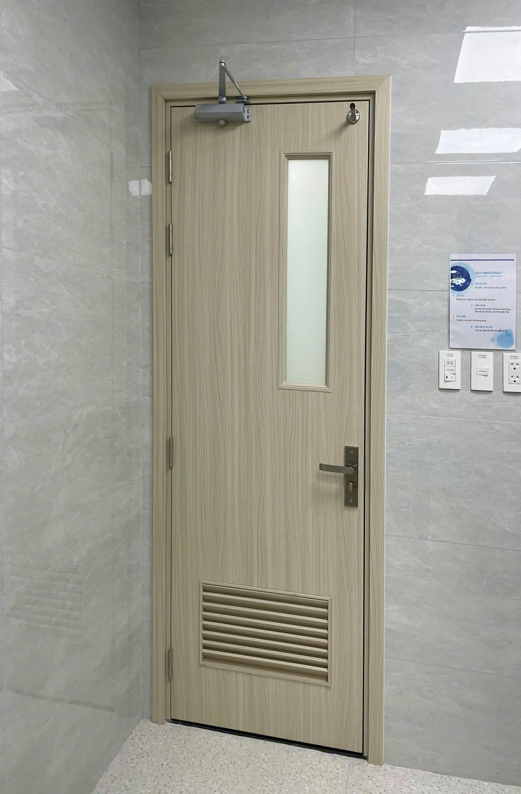 Cửa nhựa composite lá sách